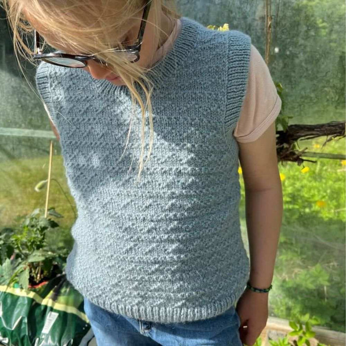 Sille Slipover Junior Knitting Pattern - PetiteKnit-Pattern-Wild and Woolly Yarns