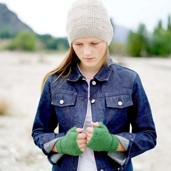Bella Rosa Hat & Gloves Knitting Pattern - 5Ply (HC35)-Pattern-Wild and Woolly Yarns