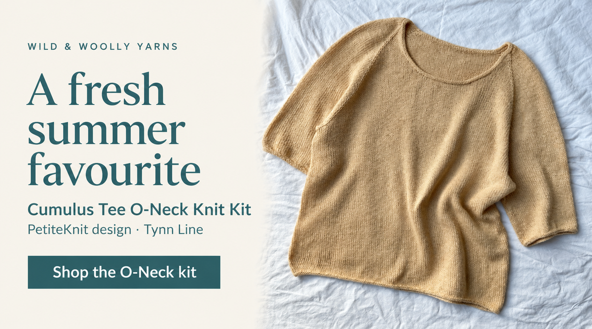 A fresh summer favourite – Cumulus Tee O-Neck Knit Kit. Beige short-sleeved tee in Tynn Line. Shop the O-Neck kit.