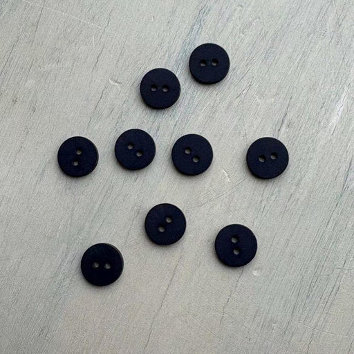 Abbey Lana Gatto Merinocot Matte Buttons – Charcoal-Buttons-Trendy Trims-11.5 mm (18L)-Wild & Woolly Yarns