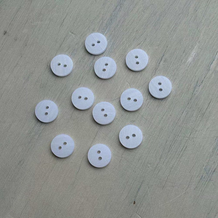 Abbey Lana Gatto Merinocot Matte Buttons – White-Buttons-Trendy Trims-11.5 mm (18L)-Wild & Woolly Yarns
