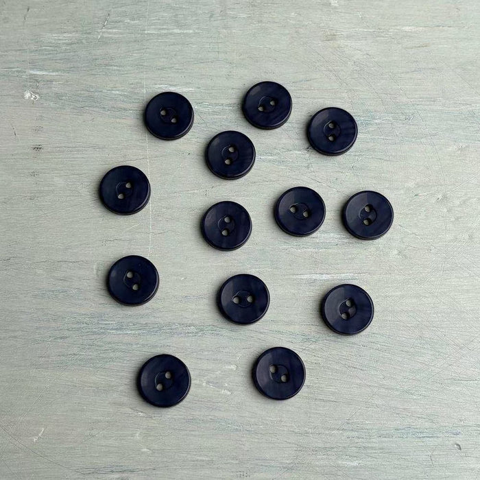 Abbey Rowan Baby Cashsoft Merino Buttons – Anthracite-Buttons-Trendy Trims-14 mm (22L)-Wild & Woolly Yarns