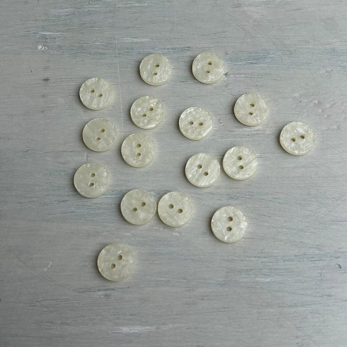 Abbey Rowan Baby Cashsoft Merino Buttons – Cream-Buttons-Trendy Trims-14 mm (22L)-Wild & Woolly Yarns