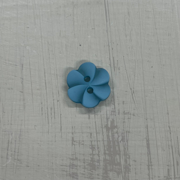 Buttons Flower Light Blue - 15mm-Buttons & Snaps-Wild and Woolly Yarns