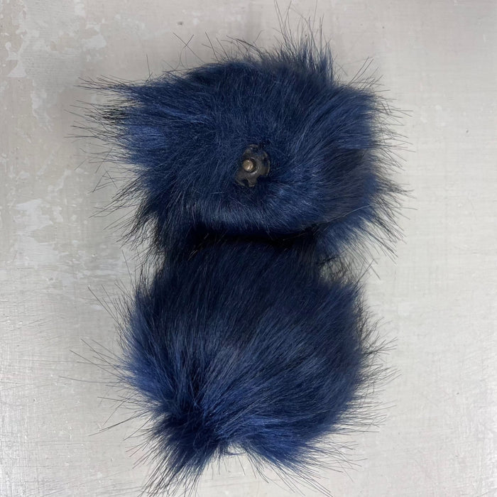Faux fur pom poms with snap fastener, 12cm diameter, ideal for attaching to beanies and accessories.