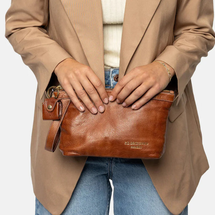 Project 4 Knitting Bag in Walnut/Gold leather with handle and keyring.