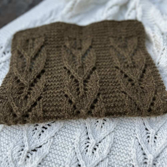 Willow Leaves 8ply Blanket Knit Kit-Knitting Kit-Wild and Woolly Yarns