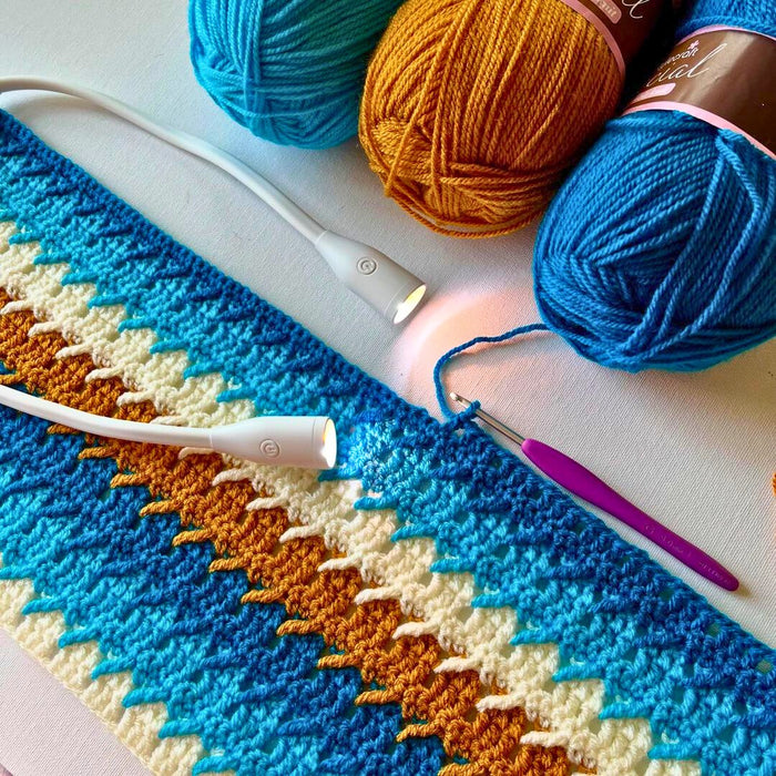 Lumos Knitting Light-Knitting Light-Lumos-White (34)-Wild & Woolly Yarns