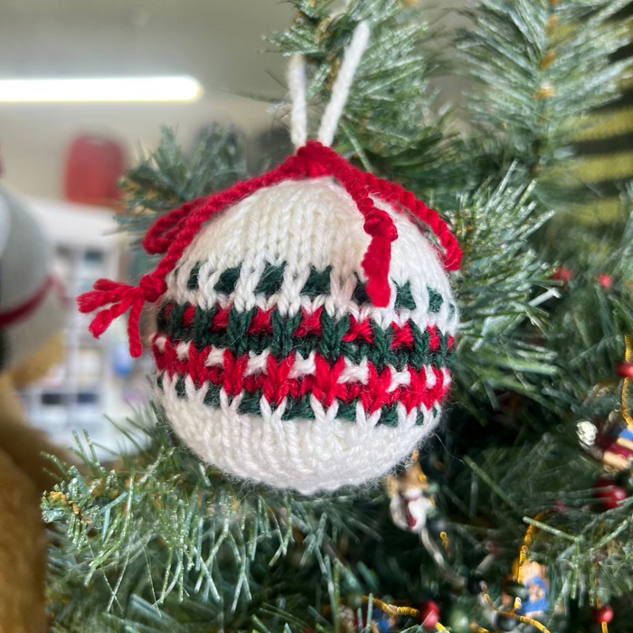 Christmas Bauble Knit Kit-Needlecraft Kits-Wild and Woolly Yarns