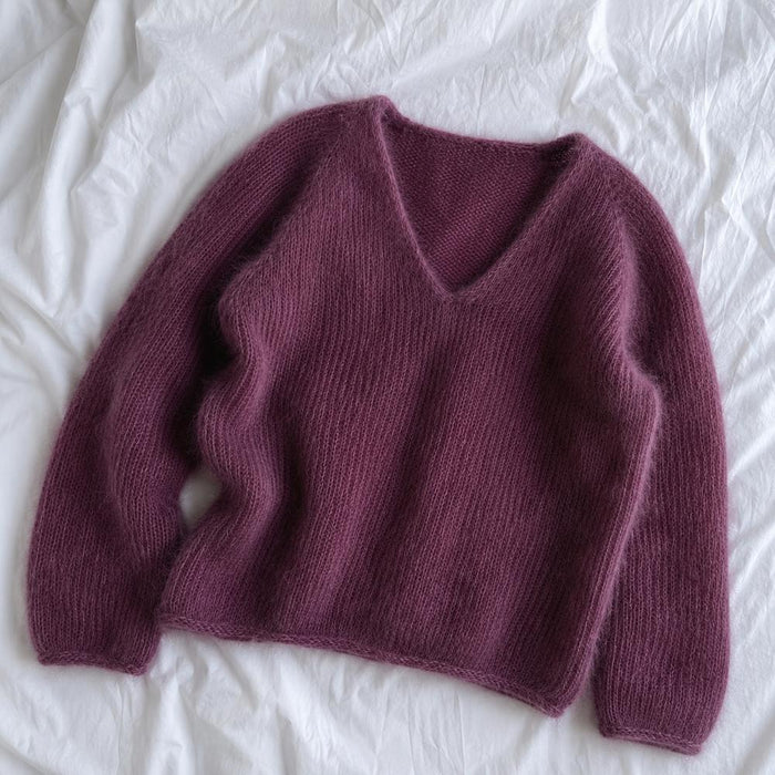 Cumulus Blouse V-Neck Knit Kit-Needlecraft Kits-Wild & Woolly Yarns-XS / S-Passionate Plum (6273)-Wild & Woolly Yarns