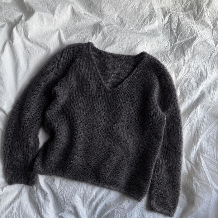 Cumulus Blouse V-Neck Knit Kit-Needlecraft Kits-Wild & Woolly Yarns-XS / S-Volcanic Sand (6062)-Wild & Woolly Yarns