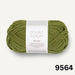 Child wearing beige Sille Slipover Mini knitted vest from PetiteKnit x Sandnes Garn kit