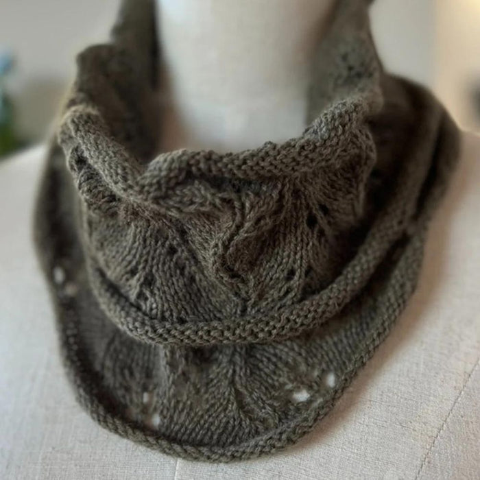 Ahuru Cowl Knitting Pattern - 8Ply-Needlecraft Patterns-Kiwi Stitch & Knit Co-Printed-Wild & Woolly Yarns