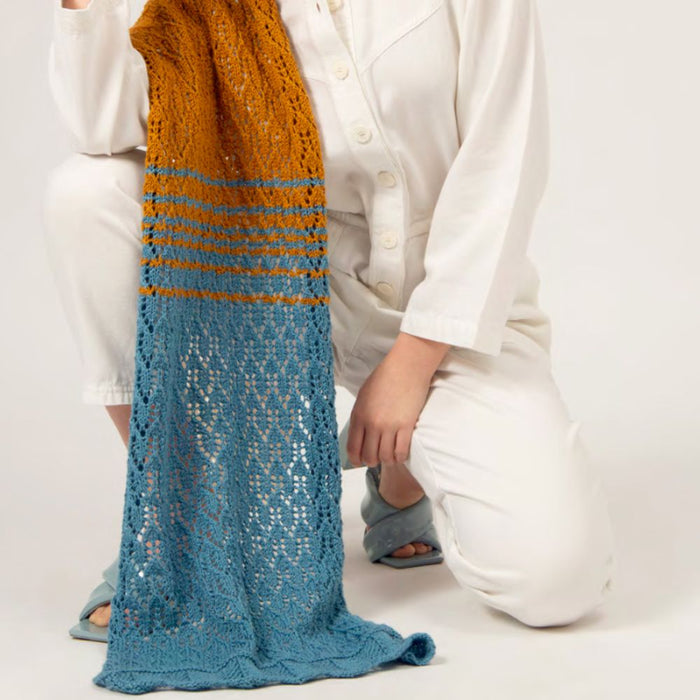 Intermediate Aurora stole knitting pattern in chevron and arrowhead lace with Amano Yarns Sami.