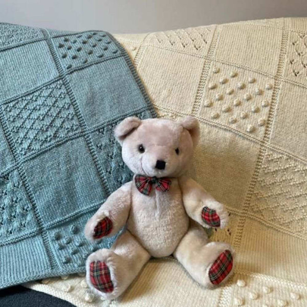 Baby Blanket Knitting Pattern (CRU2223)