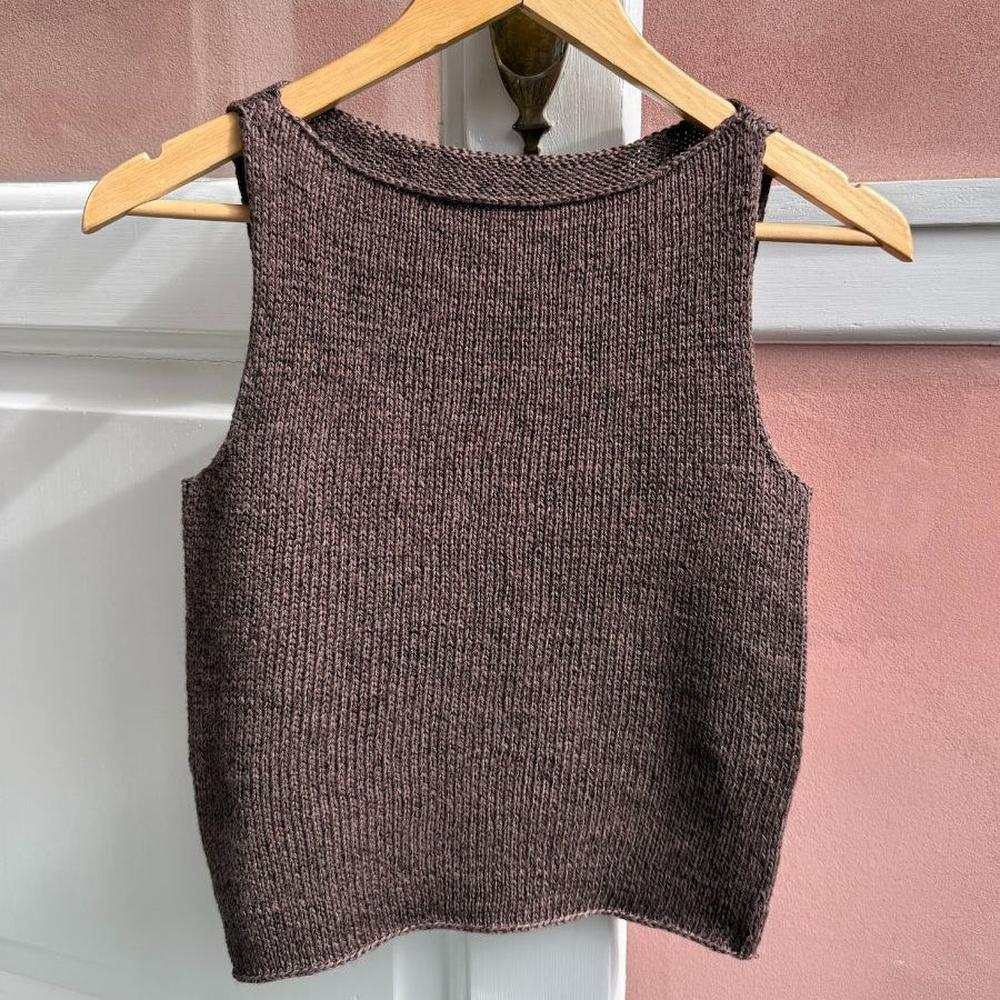 Bea Top Knitting Pattern - PetiteKnit-Needlecraft Patterns-PetiteKnit-Wild & Woolly Yarns