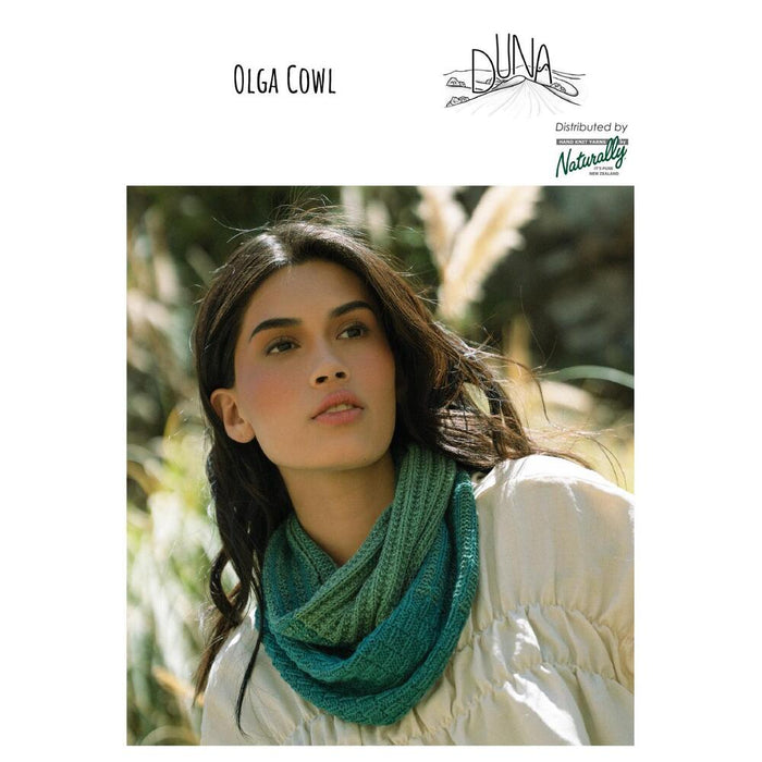 Reversible two-colour Olga Cowl knitted with slip-stitch texture and three-needle finish