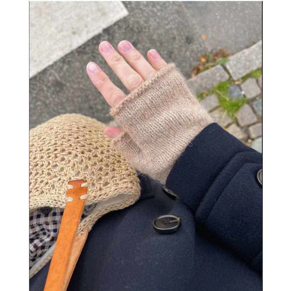 Penny Gloves Knitting Pattern - PetiteKnit-Needlecraft Patterns-PetiteKnit-Wild & Woolly Yarns