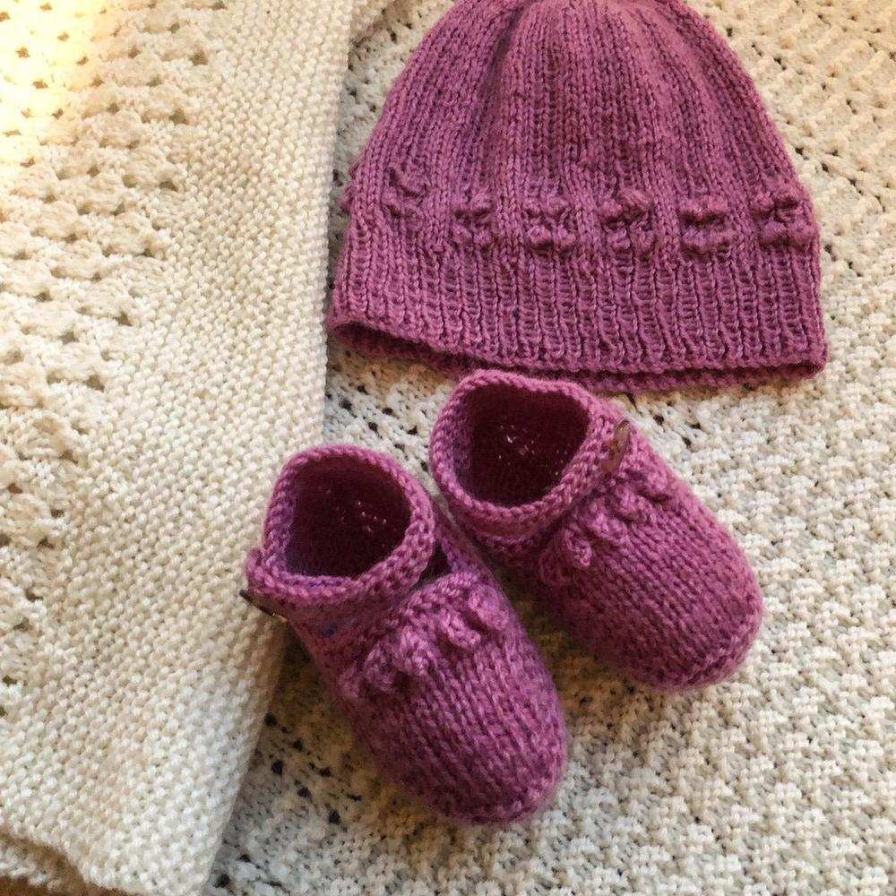Remy Bobble Hat & Shoes Knitting Pattern - 4Ply (BC78)-Needlecraft Patterns-Lisa F Design-Wild & Woolly Yarns