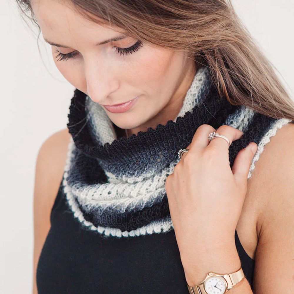 Zauberball Crazy Cowl Knitting Pattern-Needlecraft Patterns-Wild & Woolly Yarns-Printed Pattern – Posted-Wild & Woolly Yarns