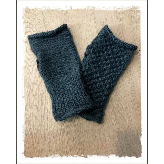 Briar Mitts Knitting Pattern - 8ply-Pattern-Wild and Woolly Yarns