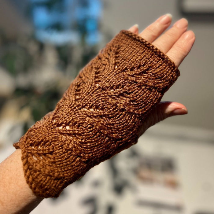Fern Mitts Knitting Pattern - 8Ply-Pattern-Wild and Woolly Yarns