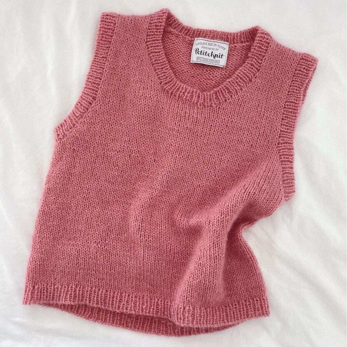 PetiteKnit Stockholm Slipover Junior in pink, top-down knit with rib edges.