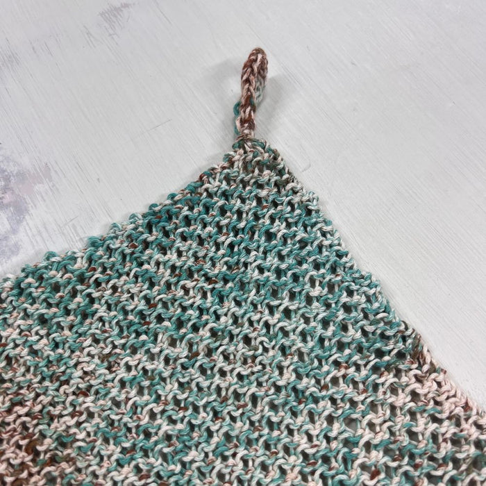 Waves Washcloth Knitting Pattern-Pattern-Wild and Woolly Yarns
