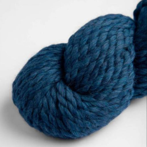 Chunky blue yarn skein, Amano Mamacha, baby alpaca, merino wool blend.