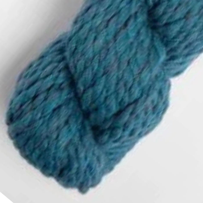 Amano Mamacha Super Chunky yarn in blue, baby alpaca and merino wool blend, cozy and luxurious.