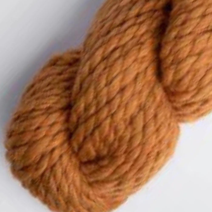 Amano Mamacha Super Chunky yarn in warm brown, a luxurious baby alpaca and merino wool blend ideal for cozy projects.