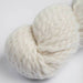 Amano Mamacha Super Chunky yarn in natural shade, a luxurious blend of 70% baby alpaca and 30% merino wool, ideal for cozy crafting.