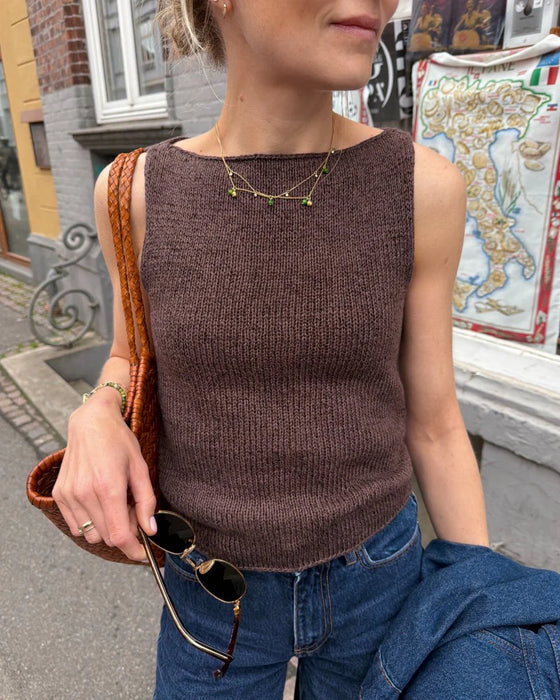 Bea Top Knitting Pattern - PetiteKnit