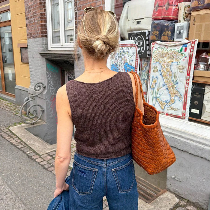 Bea Top Knitting Pattern - PetiteKnit