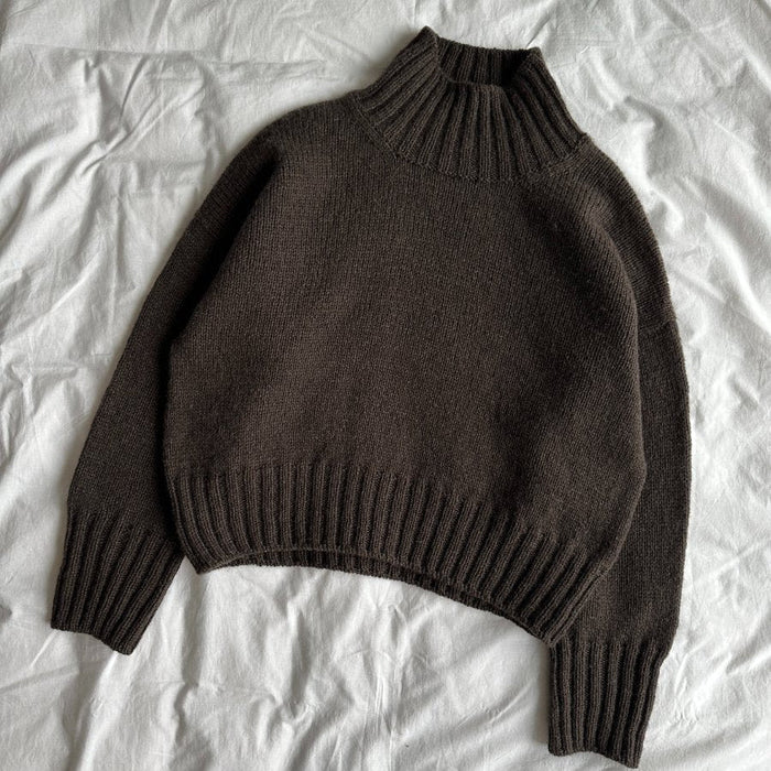Oversized Hannah Sweater with round neck knit in stockinette stitch, top-down seamless design