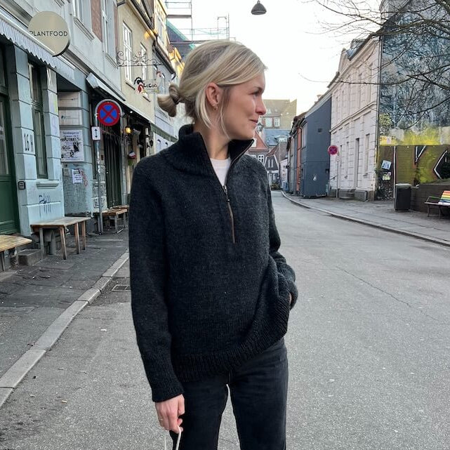 Zipper Sweater Light Knitting Pattern - PetiteKnit