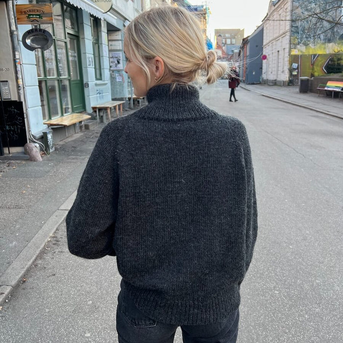 Zipper Sweater Light Knitting Pattern - PetiteKnit